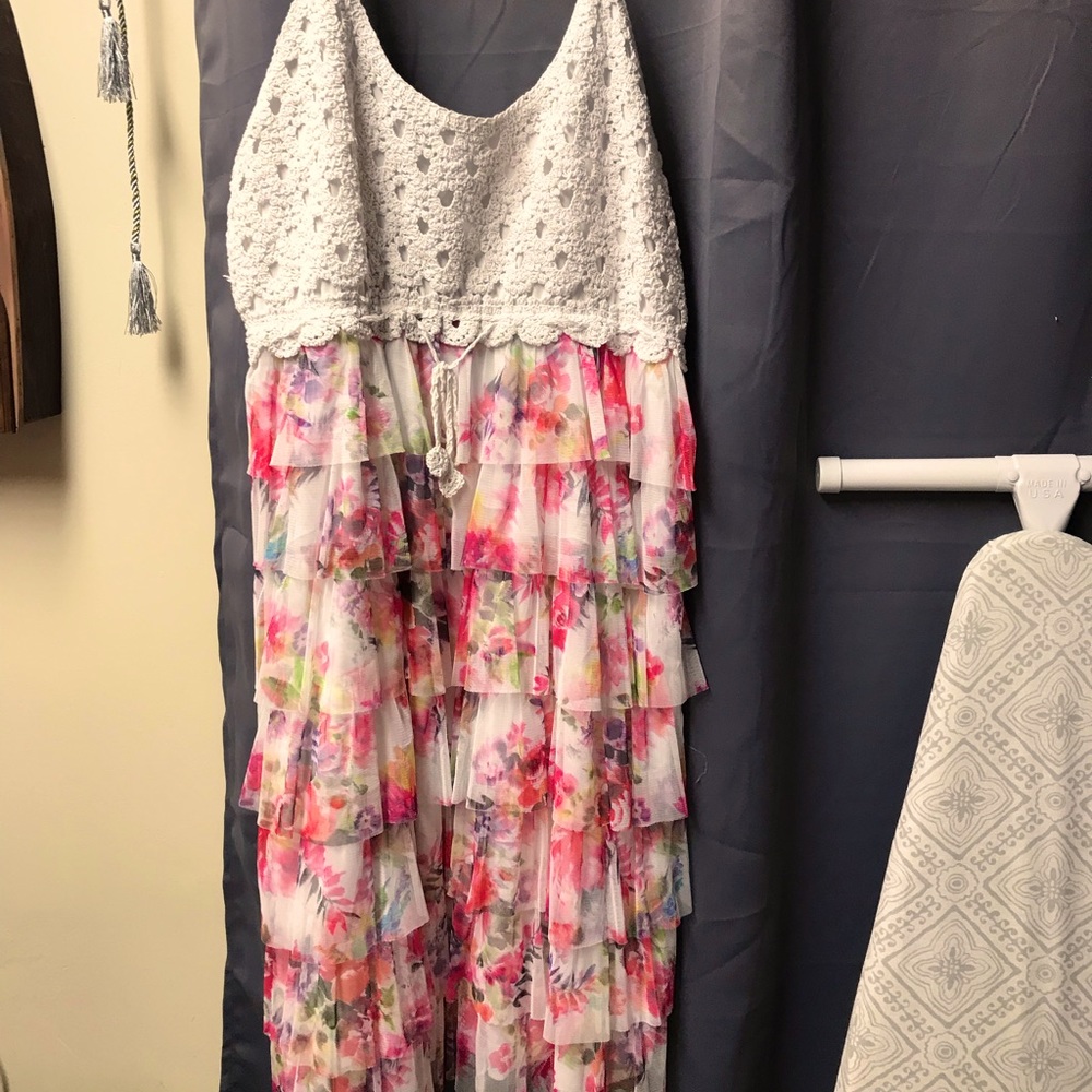 💖Wear Pink 💖 Pretty ruffles dress